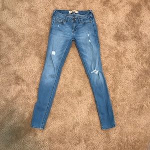 Hollister Ripped Skinny Jeans